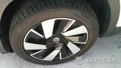 2025 Volkswagen Atlas Cross Sport 2.0T SE w/Technology - zdjęcie 7 z 26 - miniatura