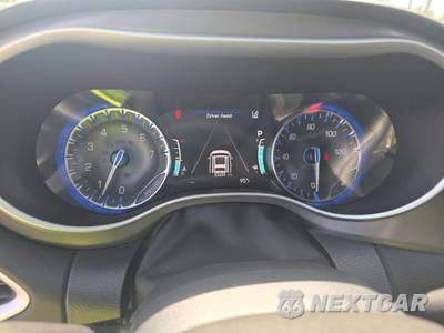 2025 Chrysler Pacifica Select 121.6" WB - zdjęcie 6 z 10 - miniatura