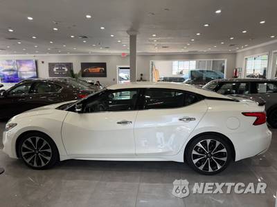 2017 Nissan Maxima SR - zdjęcie 2 z 34 - miniatura