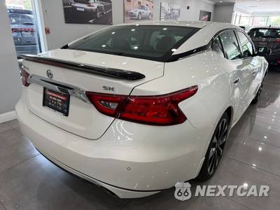 2017 Nissan Maxima SR - zdjęcie 5 z 34 - miniatura