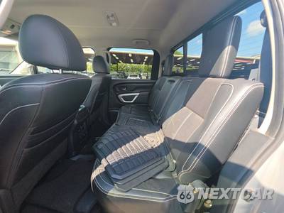 2018 Nissan TITAN PRO-4X Crew Cab Short Bed - zdjęcie 13 z 40 - miniatura