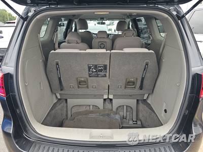 2020 Kia Sedona LX 120.5" WB - zdjęcie 17 z 29 - miniatura