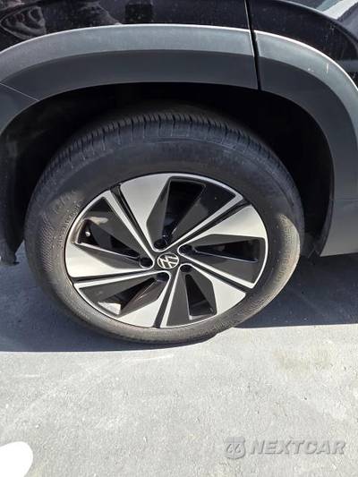 2025 Volkswagen Taos SE - zdjęcie 10 z 23 - miniatura