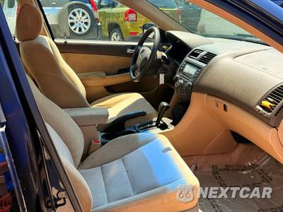 2003 Honda Accord Sedan LX - zdjęcie 22 z 25 - miniatura