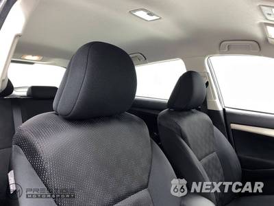 2010 Toyota Matrix S - zdjęcie 27 z 50 - miniatura