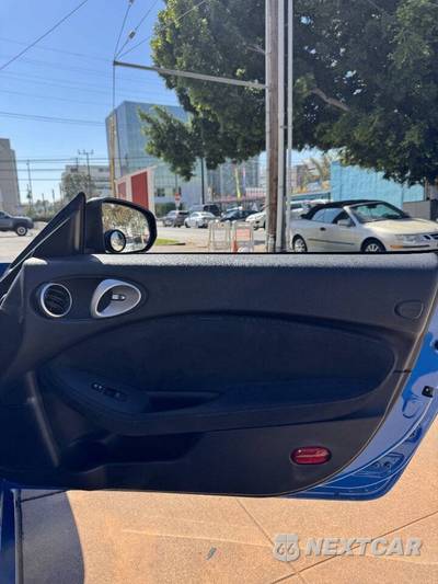 2010 Nissan 370Z Touring Convertible - zdjęcie 15 z 36 - miniatura