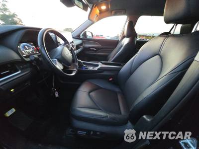 2025 Toyota Grand Highlander XLE - zdjęcie 7 z 24 - miniatura