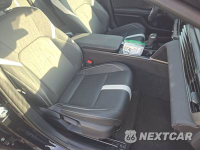 2026 Toyota Camry SE - zdjęcie 8 z 31 - miniatura