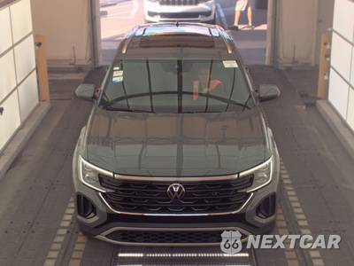 2025 Volkswagen Atlas Cross Sport 2.0T SE w/Technology - zdjęcie 2 z 21 - miniatura