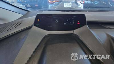 2025 Toyota Prius LE - zdjęcie 18 z 35 - miniatura