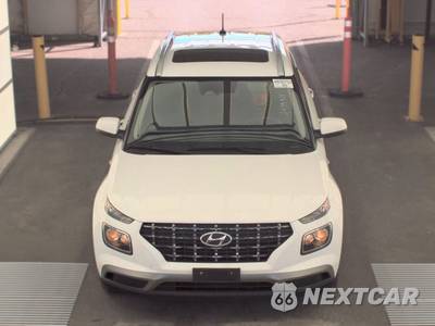 2025 Hyundai Venue SEL - zdjęcie 2 z 28 - miniatura