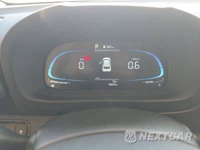 2025 Hyundai Venue SEL - zdjęcie 12 z 28 - miniatura