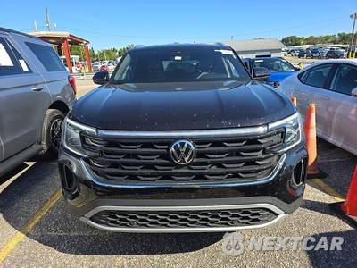 2025 Volkswagen Atlas Cross Sport 2.0T SE w/Technology - zdjęcie 2 z 22 - miniatura