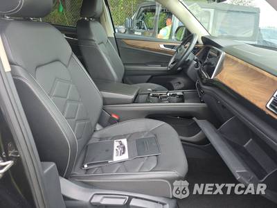 2025 Volkswagen Atlas 2.0T SE w/Technology - zdjęcie 8 z 22 - miniatura