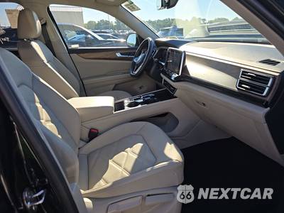 2025 Volkswagen Atlas 2.0T SE w/Technology - zdjęcie 8 z 22 - miniatura