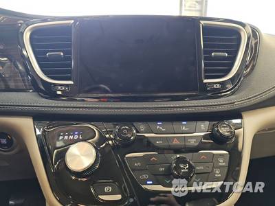 2024 Chrysler Pacifica Limited 121.6" WB - zdjęcie 11 z 32 - miniatura