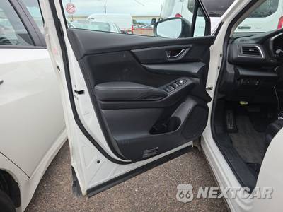 2025 Subaru Ascent Premium 7-Passenger - zdjęcie 9 z 36 - miniatura