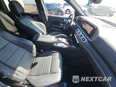 2025 Mercedes-Benz GLS 450 4MATIC - zdjęcie 8 z 33 - miniatura