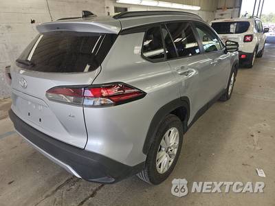 2026 Toyota Corolla Cross LE - zdjęcie 4 z 21 - miniatura