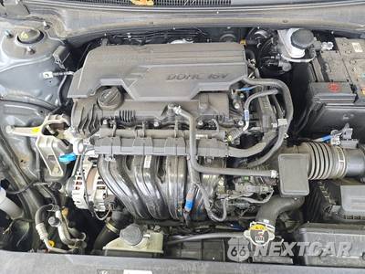 2025 Hyundai Elantra SEL Convenience - zdjęcie 15 z 21 - miniatura