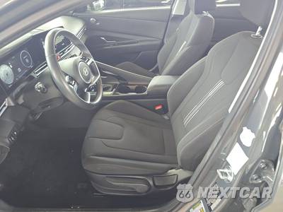 2025 Hyundai Elantra SEL Convenience - zdjęcie 7 z 21 - miniatura