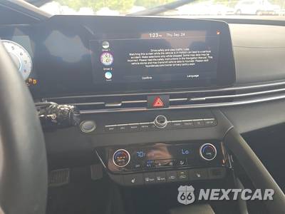 2025 Hyundai Elantra SEL Convenience - zdjęcie 11 z 21 - miniatura