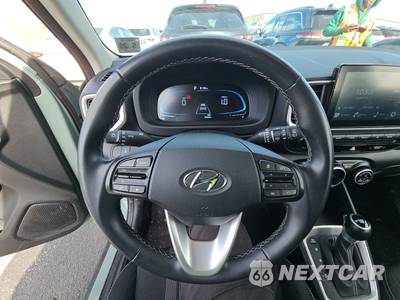 2025 Hyundai Venue SEL - zdjęcie 10 z 30 - miniatura
