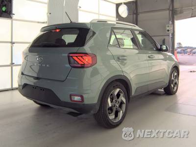 2025 Hyundai Venue SEL - zdjęcie 4 z 30 - miniatura