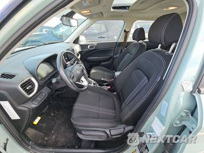 2025 Hyundai Venue SEL - zdjęcie 7 z 30 - miniatura