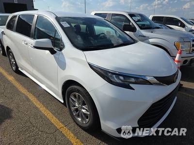2025 Toyota Sienna LE 8-Passenger 120.5" WB - zdjęcie 3 z 28 - miniatura