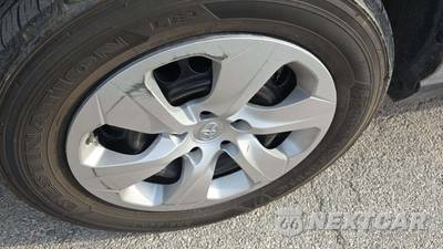 2025 Toyota RAV4 LE - zdjęcie 27 z 27 - miniatura