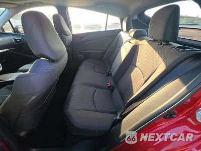 2016 Toyota Prius Three - zdjęcie 13 z 26 - miniatura