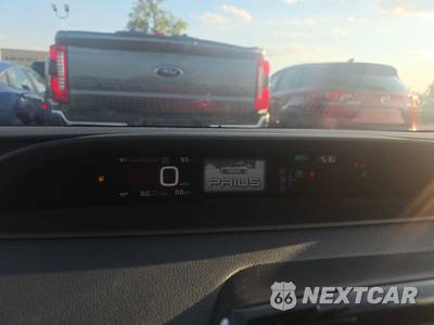 2016 Toyota Prius Three - zdjęcie 12 z 26 - miniatura