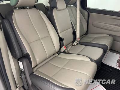 2017 Kia Sedona LX 120.5" WB - zdjęcie 36 z 45 - miniatura