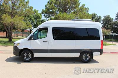 2024 Mercedes-Benz Sprinter 2500 Passenger Van Standard Roof 144.0" WB - zdjęcie 2 z 39 - miniatura