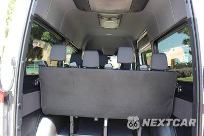 2024 Mercedes-Benz Sprinter 2500 Passenger Van Standard Roof 144.0" WB - zdjęcie 10 z 39 - miniatura