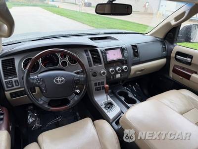 2012 Toyota Sequoia Platinum - zdjęcie 26 z 28 - miniatura