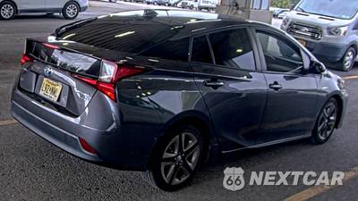 2022 Toyota Prius XLE - zdjęcie 4 z 38 - miniatura