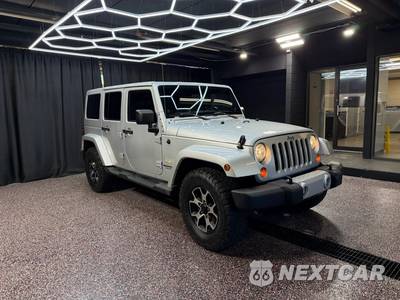 2012 Jeep Wrangler Unlimited Sahara - zdjęcie 11 z 32 - miniatura