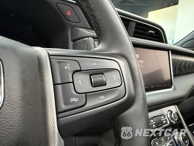 2023 GMC Yukon Denali XL - zdjęcie 17 z 37 - miniatura