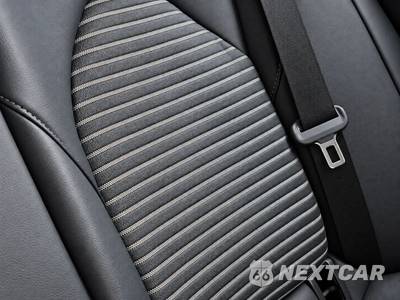 2023 Toyota Camry SE - zdjęcie 27 z 46 - miniatura