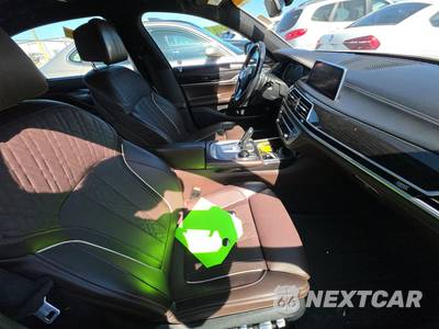 2019 BMW 7 Series Sedan 740i xDrive M SPORT LINE - zdjęcie 8 z 27 - miniatura