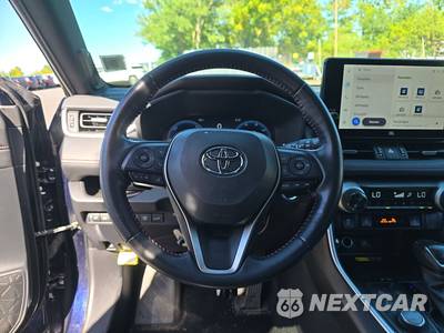 2023 Toyota RAV4 Prime XSE - zdjęcie 10 z 34 - miniatura