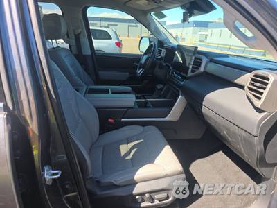 2023 Toyota Tundra Limited Crew Cab Short Bed - zdjęcie 8 z 30 - miniatura