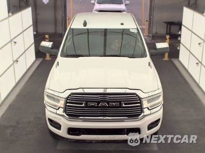 2022 Ram 2500 Laramie Crew Cab Medium Bed - zdjęcie 2 z 35 - miniatura