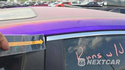 2020 Toyota Camry SE - zdjęcie 34 z 35 - miniatura