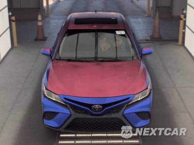 2020 Toyota Camry SE - zdjęcie 2 z 35 - miniatura