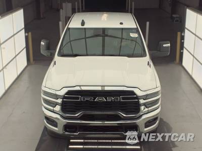 2026 Ram 2500 Big Horn Crew Cab Medium Bed - zdjęcie 2 z 21 - miniatura