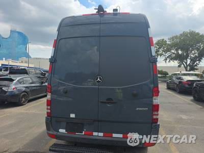 2018 Mercedes-Benz Sprinter 2500 Cargo Van Standard Roof 144.3" WB - zdjęcie 5 z 18 - miniatura