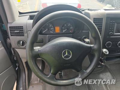 2018 Mercedes-Benz Sprinter 2500 Cargo Van Standard Roof 144.3" WB - zdjęcie 10 z 18 - miniatura